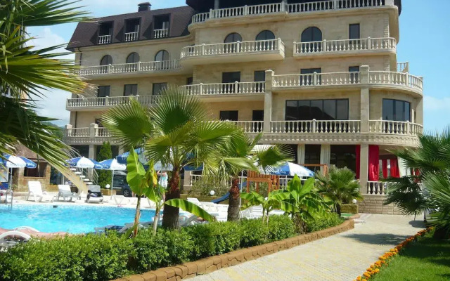 Гостиница Гостиный комплекс Holiday вид на фасад