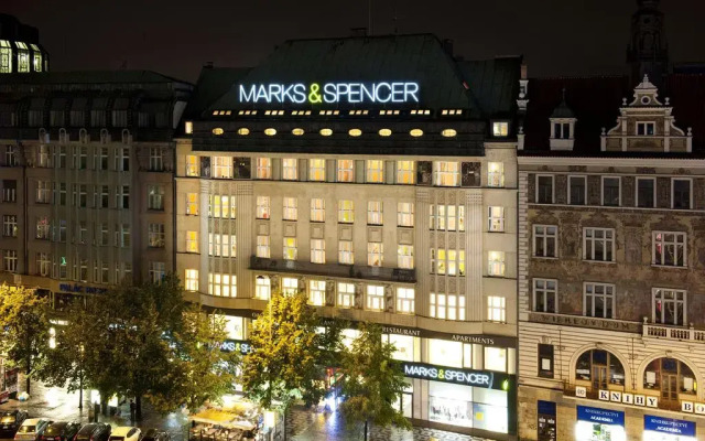 Hotel Apartments Wenceslas Square вид на фасад