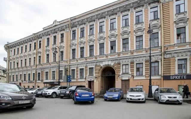 Atlas hotel парковка