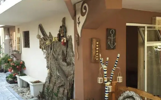 Отель Guest House Gloria вид на фасад