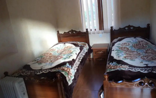 Отель Tatev Bed and Breakfast Татев комната для гостей