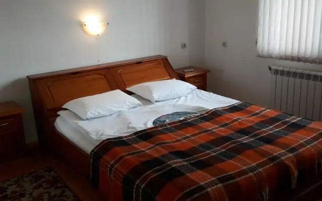 Отель Guest House Zlatinchevi Банско комната для гостей