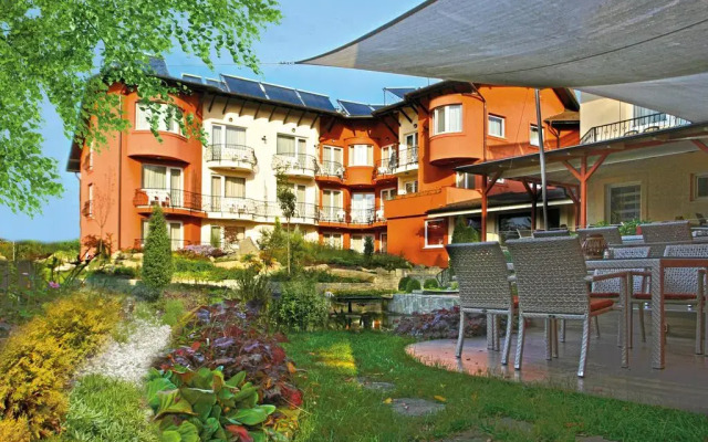 Szonyi Garden Hotel Pest