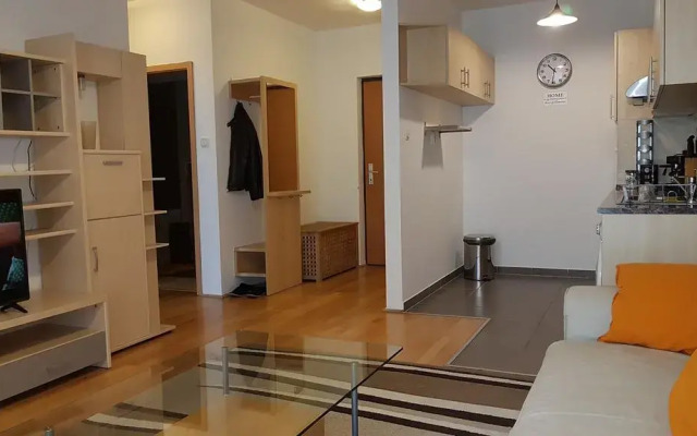 Отель River Loft 304-305 комната для гостей