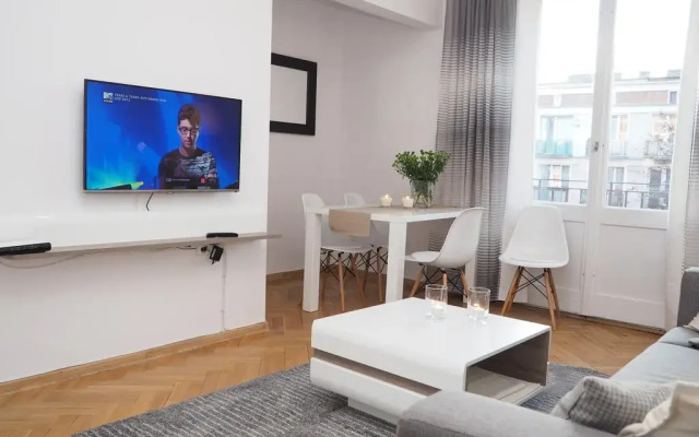 Апартаменты Grand-tourist Area Neptun Apartments Гданьск комната для гостей