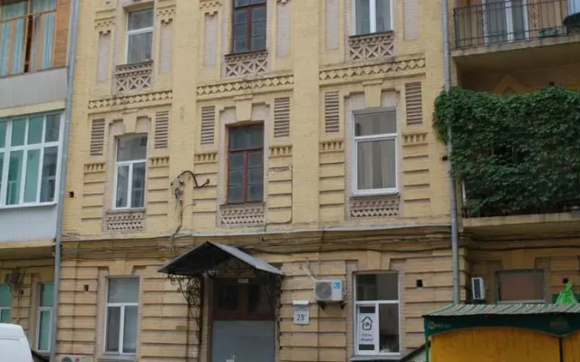 Olive Hostel вид на фасад