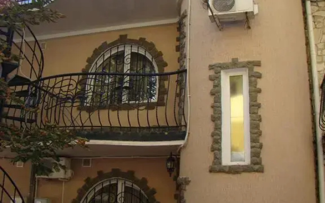 Elling Oazis Guest House