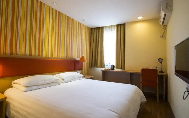 Отель Home Inn Xi'an Giant Wild Goose Pagoda Tongyifang Китай, Сиань - отзывы, цены и фото номеров - забронировать отель Home Inn Xi'an Giant Wild Goose Pagoda Tongyifang онлайн комната для гостей