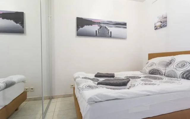 Апартаменты Apartment Romeo - Seaview & Parking комната для гостей