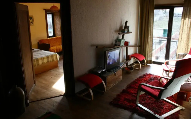 Отель Guesthouse KaraIvan Болгария, Чепеларе - отзывы, цены и фото номеров - забронировать отель Guesthouse KaraIvan онлайн комната для гостей