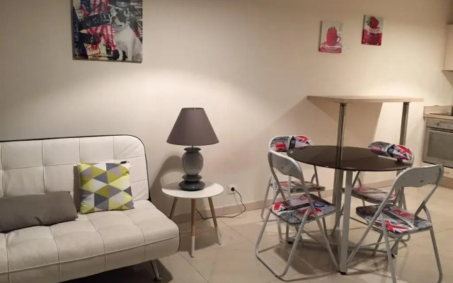 Отель Congress Apartment Франция, Канны - отзывы, цены и фото номеров - забронировать отель Congress Apartment онлайн комната для гостей
