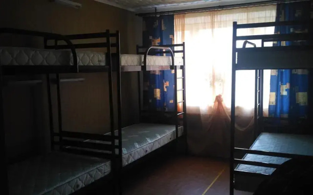 Hostel Avaliani Street Запорожье комната для гостей