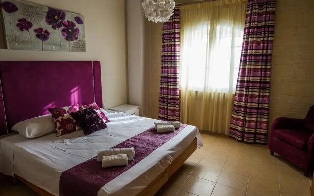 Отель Twilight Holiday Home комната для гостей