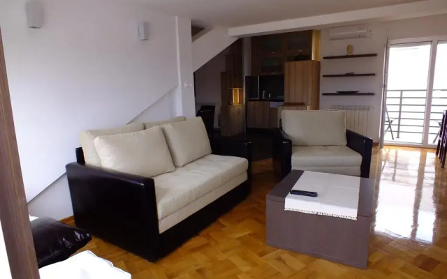 Апартаменты Apartment Tref комната для гостей