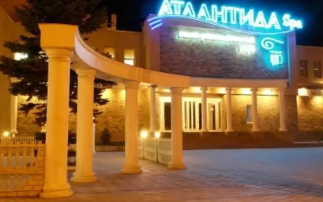 Гостиница Атлантида Спа вид на фасад