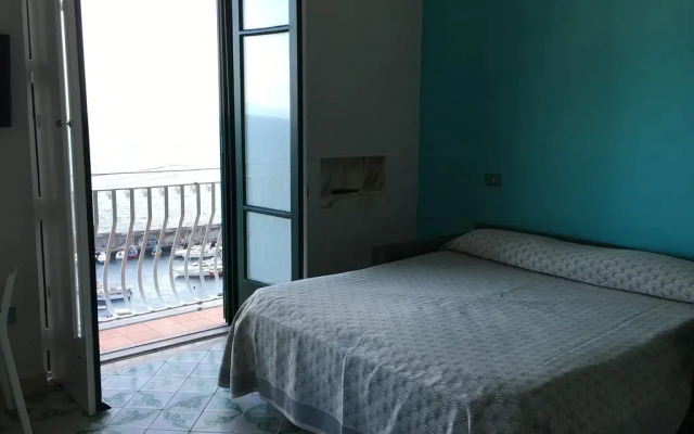 Отель Amalfi Design Sea View Италия, Амальфи - отзывы, цены и фото номеров - забронировать отель Amalfi Design Sea View онлайн комната для гостей