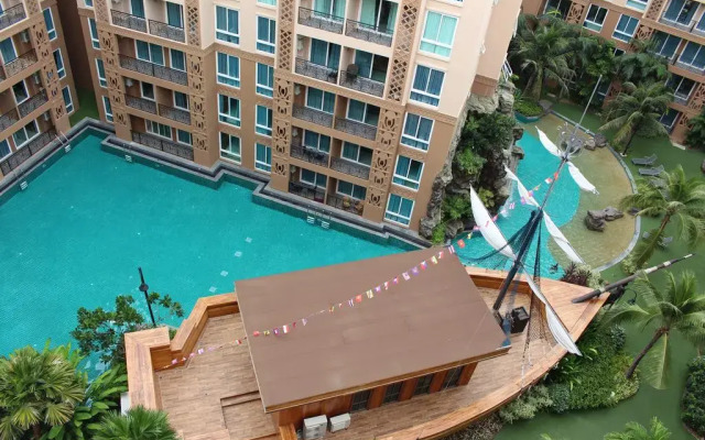 Отель Atlantis Condo вид на фасад