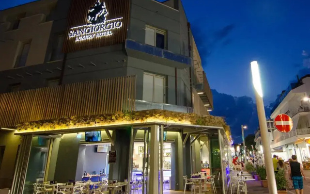 Hotel San Giorgio вид на фасад