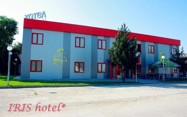 Hotel Iris вид на фасад
