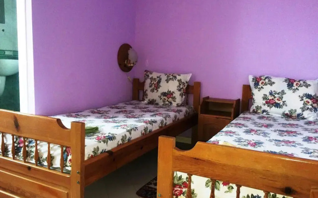 Отель Guesthouse JANA Поморие комната для гостей