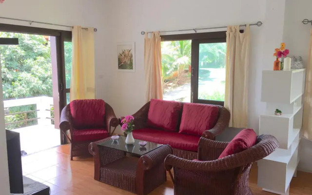 Отель Cosy 2 Bedrooms House Самуи комната для гостей
