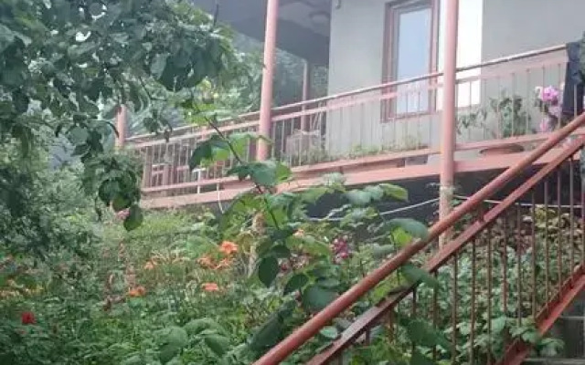 Отель Khachik's B&B вид на фасад