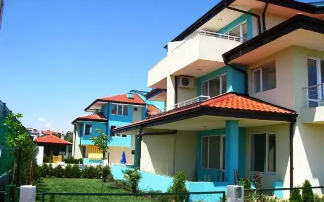 Отель Bulgarienhus Nev Villa вид на фасад