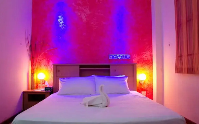 Отель Travel Lodge Maldives комната для гостей