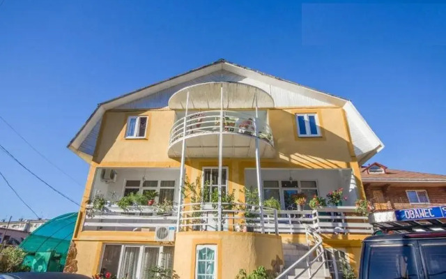 Гостиница Anna Guest House вид на фасад