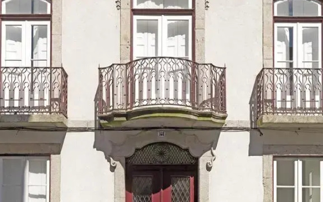 Апартаменты Feels Like Home Porto Charming Studio вид на фасад