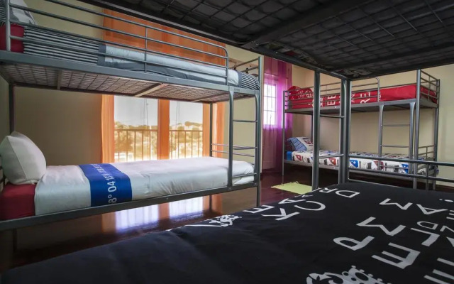 Отель Next Level Surf Camp вид на фасад