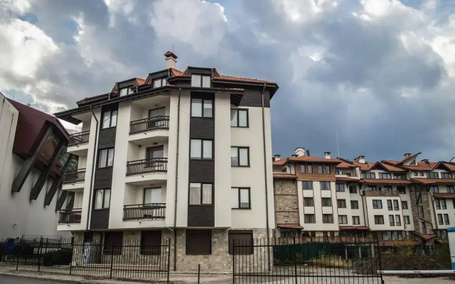 Апартаменты Edelweiss Apartment вид на фасад