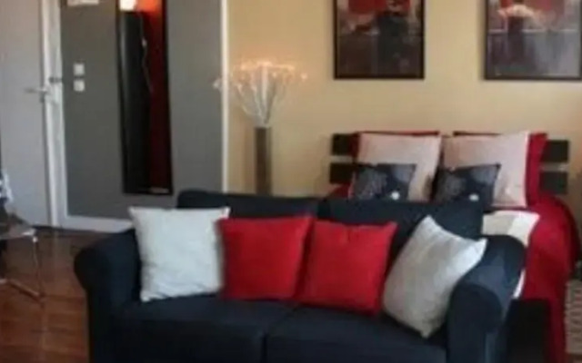 Отель Appartement Place Du Tertre комната для гостей