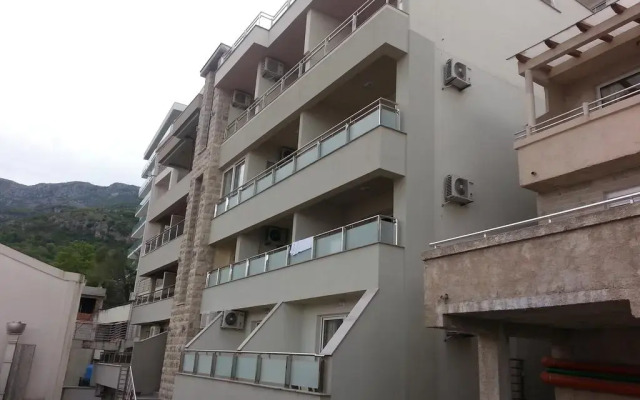 Апартаменты Apartments Aura вид на фасад
