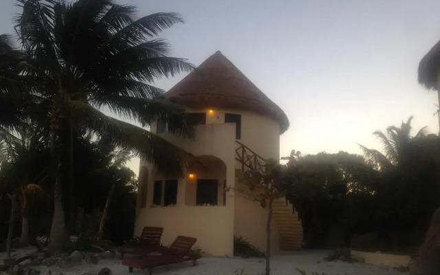 Отель Balamku Inn on the Beach вид на фасад