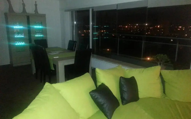 Апартаменты Apartment View of Antwerp комната для гостей