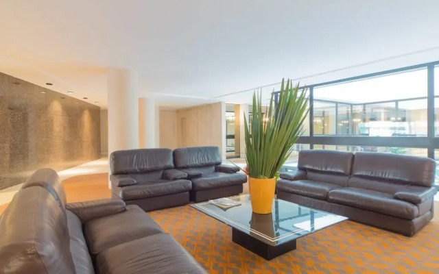 Апартаменты Foch Elysées Apartment комната для гостей