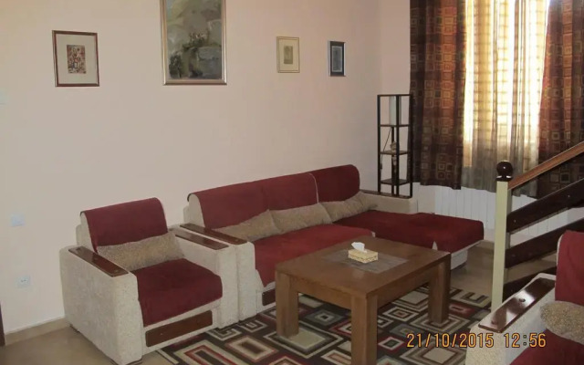 Отель Holiday Home Kanyon Армения, Бюракан - отзывы, цены и фото номеров - забронировать отель Holiday Home Kanyon онлайн комната для гостей