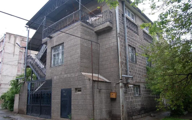Отель Lami Guest House вид на фасад
