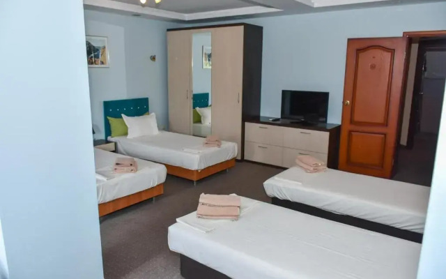 Отель White Rose Apartments Болгария, Бургас - отзывы, цены и фото номеров - забронировать отель White Rose Apartments онлайн комната для гостей