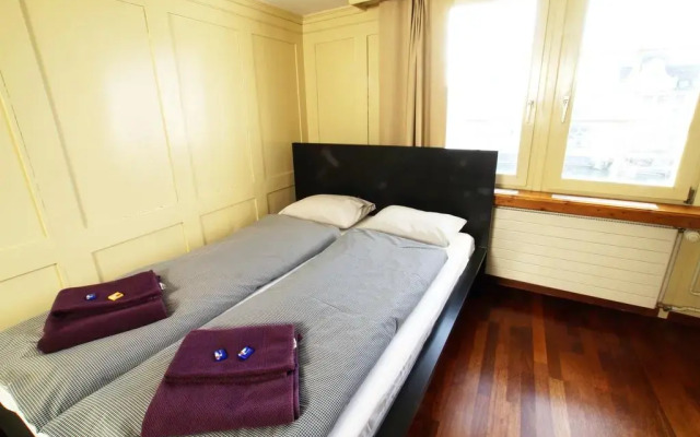 Апартаменты HITrental Niederdorf - Apartments Цюрих комната для гостей