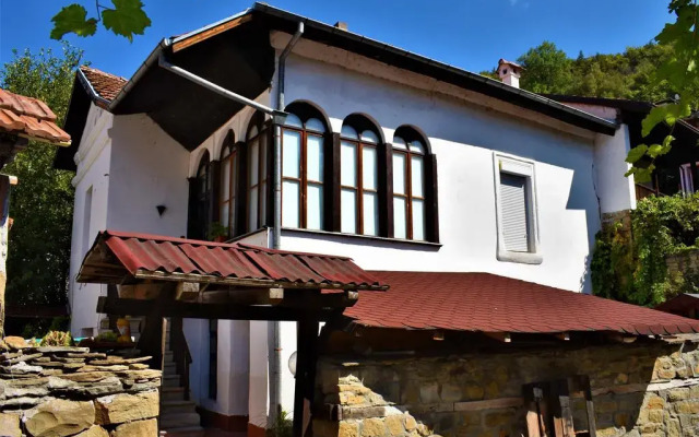 Hotel Bilyana вид на фасад