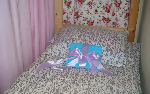Flower Yard Hostel комната для гостей