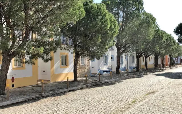 Отель Farol da Cortesia вид на фасад