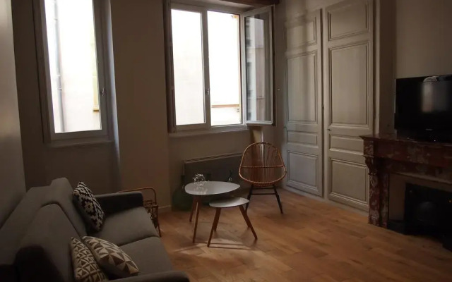 Отель Apt. Vieux Lyon Centre Historique комната для гостей