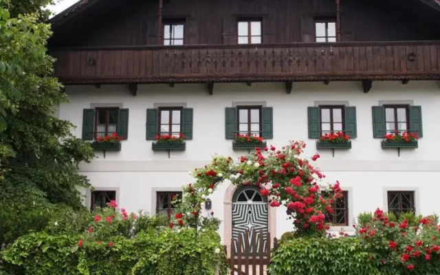 Hotel Gasthof Brandstätter Зальцбург вид на фасад