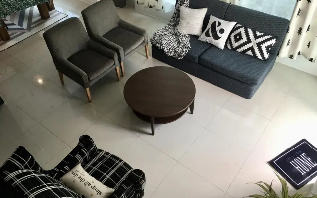 Отель Patong Hill House вид на фасад