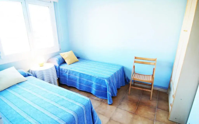 Отель HomeHolidaysRentals Angelina - Costa Barcelona Испания, Бланес - отзывы, цены и фото номеров - забронировать отель HomeHolidaysRentals Angelina - Costa Barcelona онлайн комната для гостей