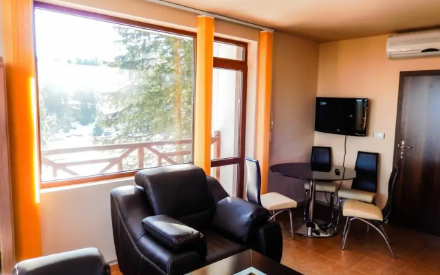 Отель Aparthotel Pine Hills Pamporovo Пампорово комната для гостей