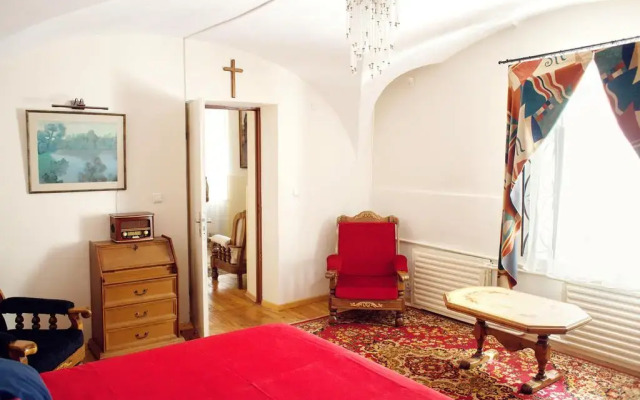 Отель Mieszkanie Old Town Apartment Литва, Вильнюс - отзывы, цены и фото номеров - забронировать отель Mieszkanie Old Town Apartment онлайн комната для гостей